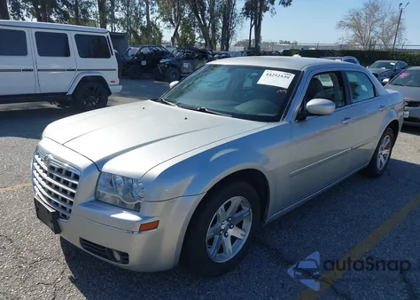 2007 Chrysler 300 Touring из США, поврежденный, VIN 2C3LA53G17H871239